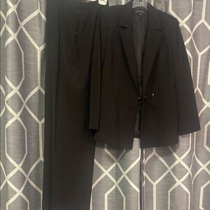 Dark Brown Elegant Two-Piece Suit Set